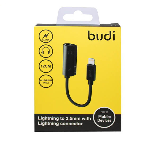 Adaptador Budi de Lightning a Jack 3.5 mm, ideal para dispositivos Apple.