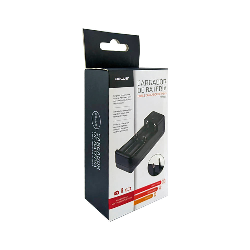 Cargador universal doble DBLUE DBPRO23, compatible con baterías AA, AAA, 18650 y más, con indicadores LED y diseño portátil.  
