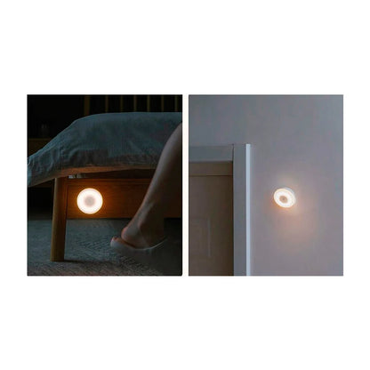 Luz nocturna LED Xiaomi Mi Motion Activated 2 con sensor de movimiento, luz cálida de 2800K y bajo consumo energético.
