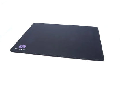 Mouse Pad Gaming Primus Arena L PMP-01L en color negro, diseño amplio 400x320 mm, con superficie texturizada y base antideslizante.
